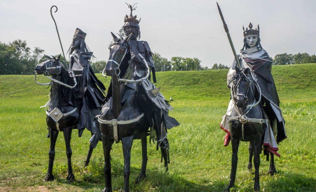 Grody Piastowskie. Historie mniej i bardziej znane